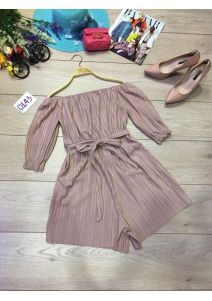 Jumsuit trễ vai tay lở