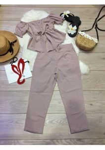 Set trang phục áo không tay