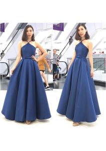 Đầm dạ hội xòe cổ yếm nữ