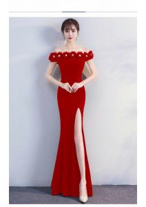 Đầm dạ hội xẻ đùi 