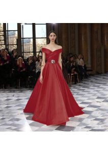 Đầm dạ hội trễ vai đẹp